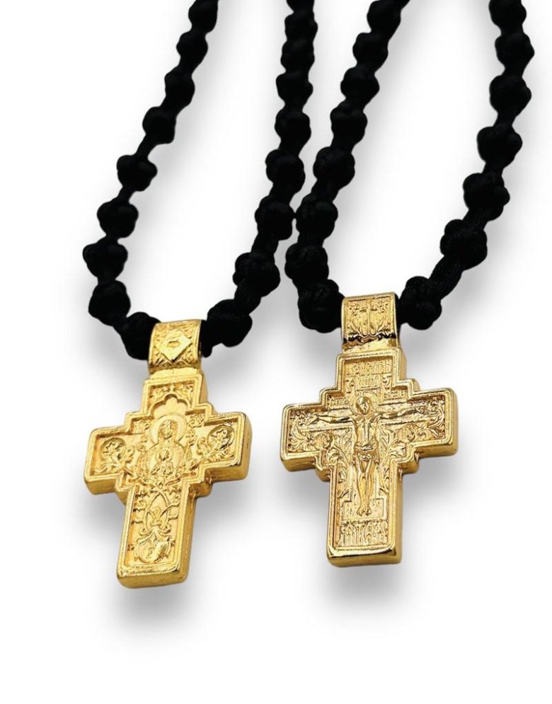 Komboskini necklace pendant with metal cross