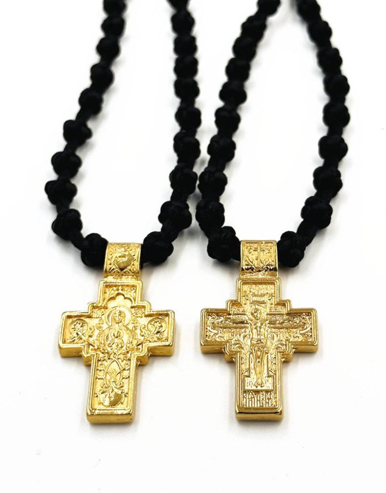 Komboskini necklace pendant with metal cross