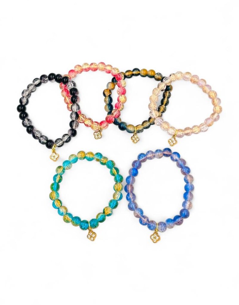 Bracelet with glass crackled beads and cross