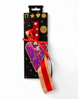 Charm Heart Floral - 27*5.5*18.5 (IN GIFT BOX)