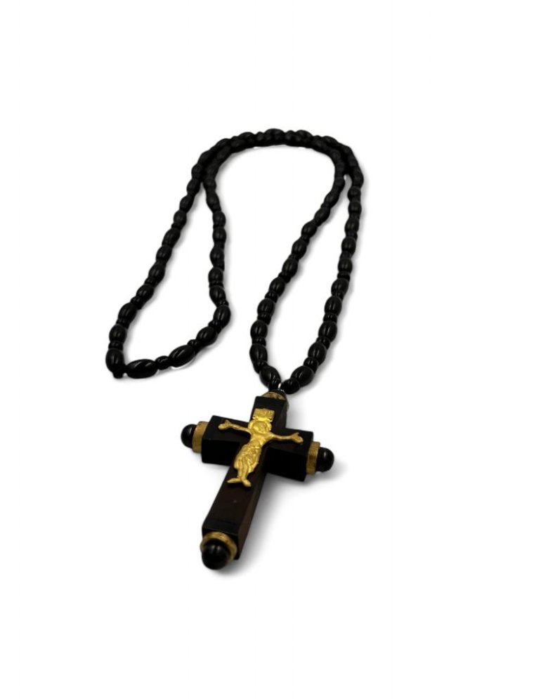 Wooden Cross Necklace with the Crucified Jesus Christ