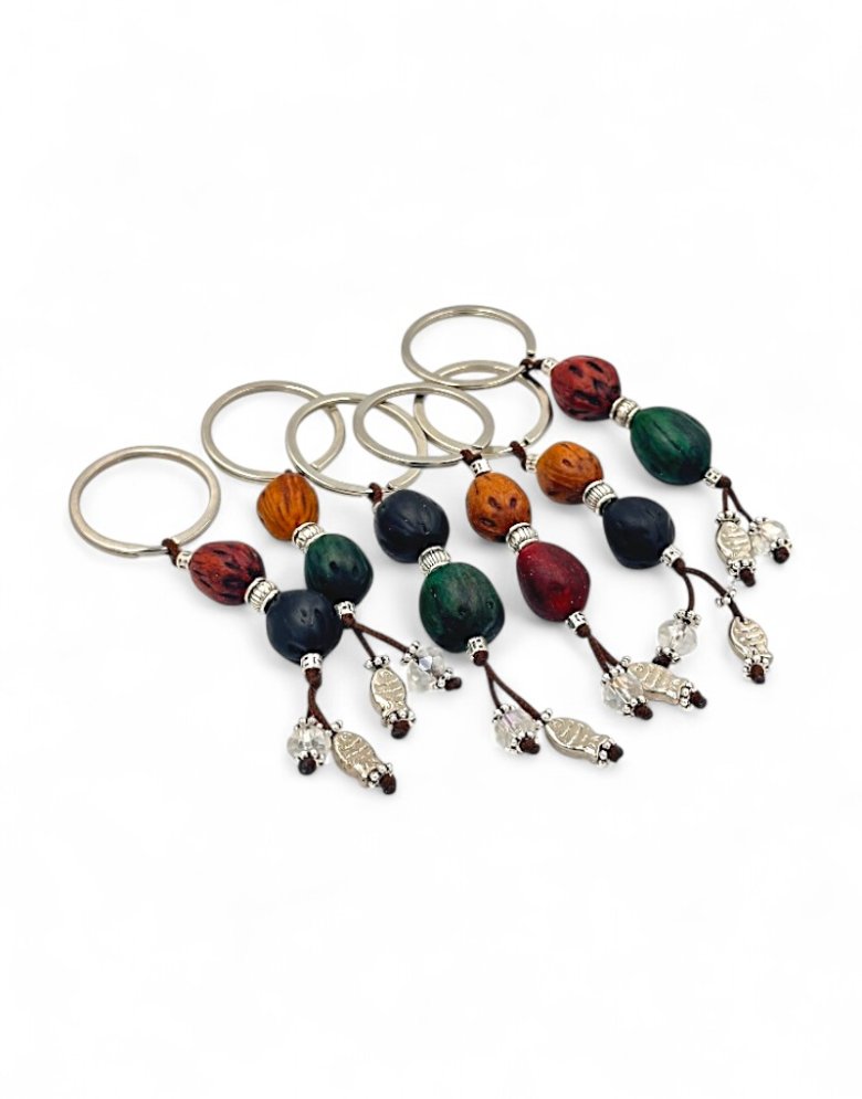 Handmade Keychain with Nutmeg Beads – Multicolored
