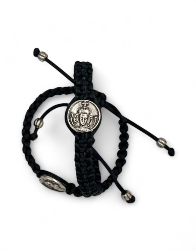 Bracelet with Taxiarchis Mantamados – Handmade Macrame