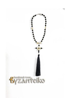 Pendant with semiprecious stones of haolite